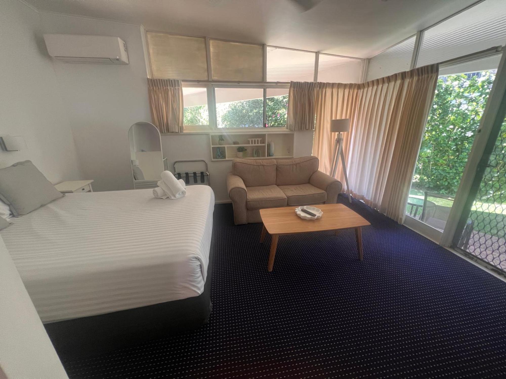 Ocean Breeze Motel Port Macquarie Exterior photo